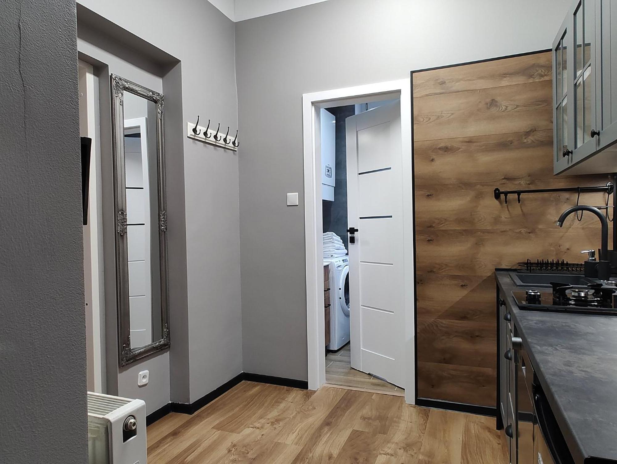 Apartament Swierkowy - Kolejowa Karpacz Ngoại thất bức ảnh